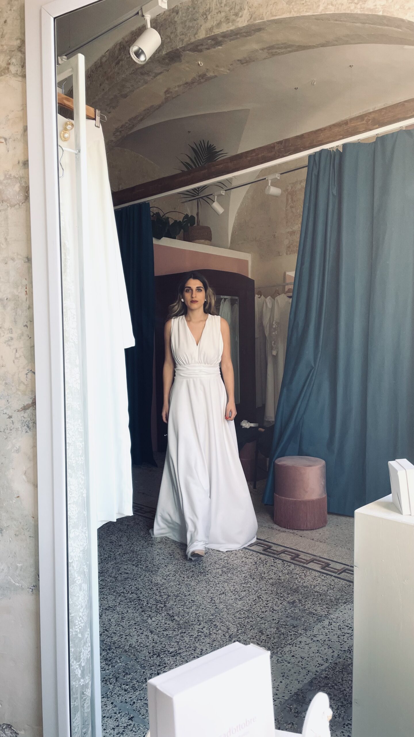 BIANCADOTTOBRE - VESTITI CERIMONIA NON CONVENZIONALI PER MATRIMONIO - ABITO DA SPOSA MORBIDO ELEGANTE - ABITI SPOSA